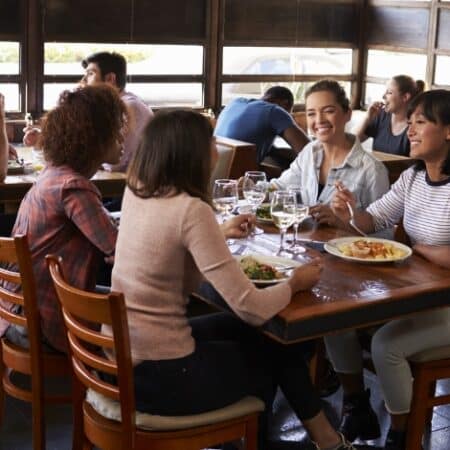 St. Louis Bar & Grill inks a deal with Sports Interaction